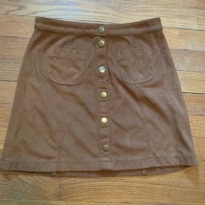 Garage skirt